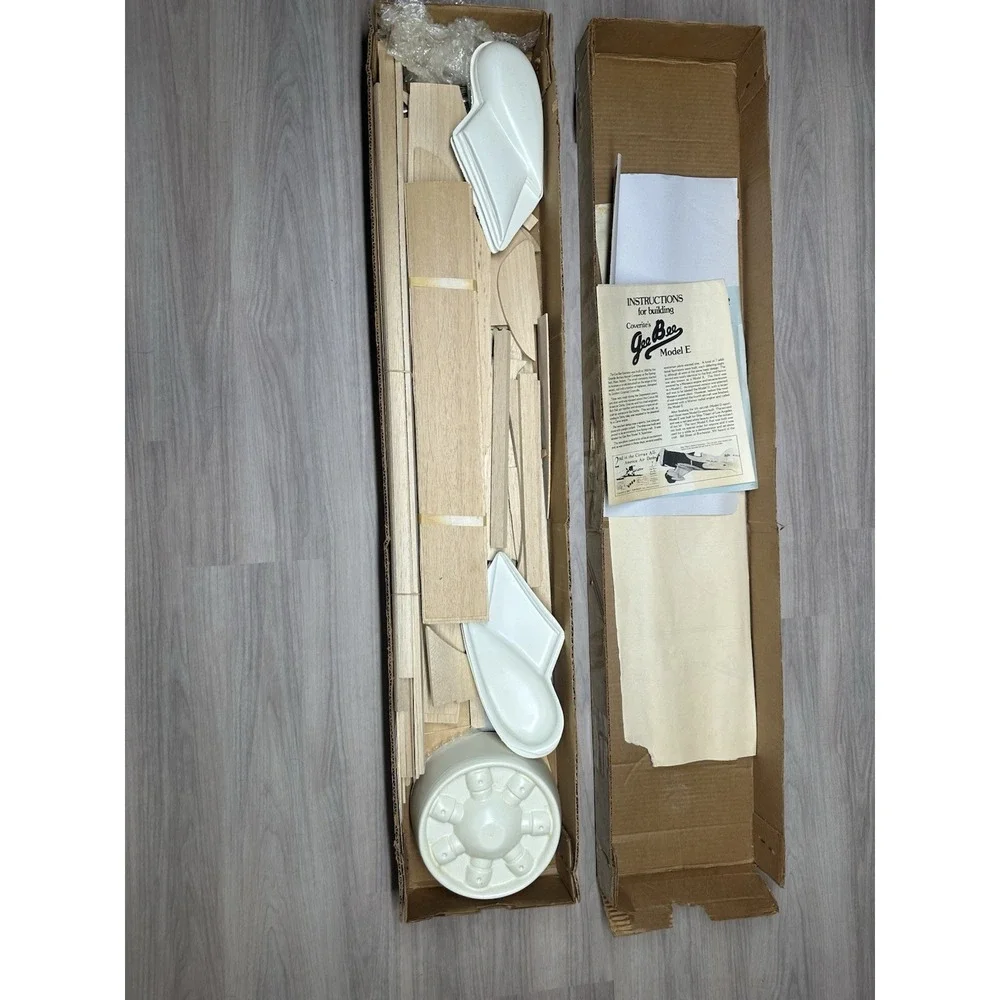 Vintage Coverite Gee Bee Model E Airplane Kit RC Balsa Unbuilt Rare Original Box